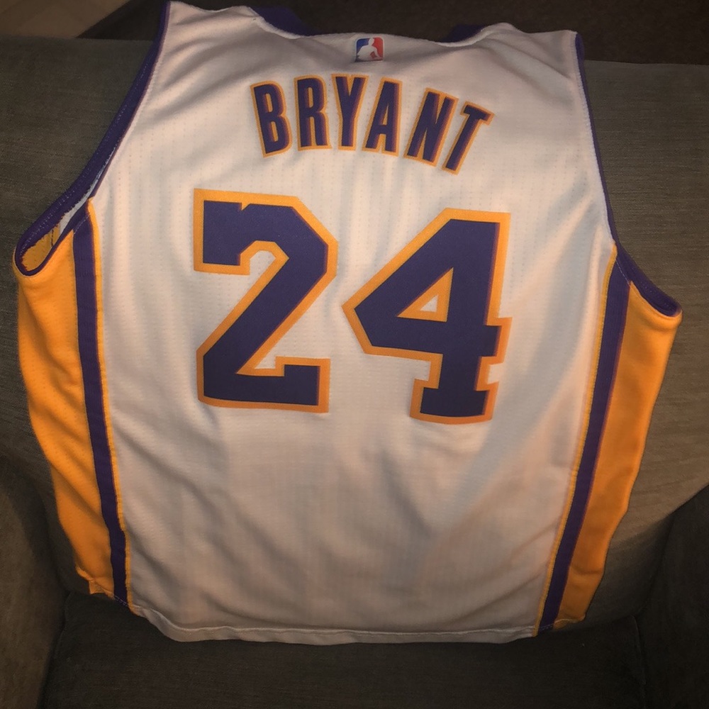 Women’s Kobe Bryant jersey. #24